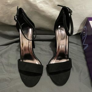 Black heels!